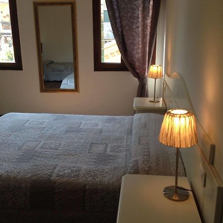 Guest House Loredana Venice Exterior photo